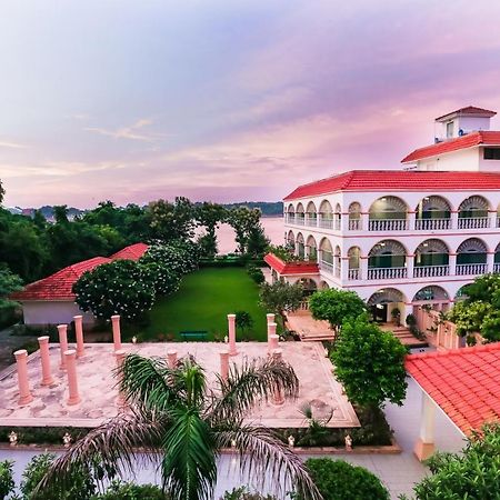 Saptapuri By Royal Orchid Hotels Limited فاراناسي المظهر الخارجي الصورة